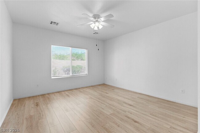 Foto del edificio - 2250 Sandstone Cliffs Dr