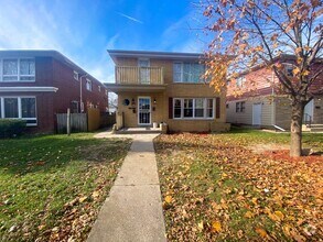 Building Photo - 4267 N 68th St