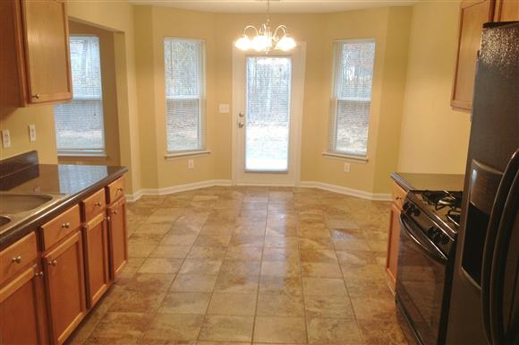 Building Photo - 444 Peterson Dr
