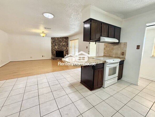 Photo - 3-Bedroom, 2-Bath Home on a Spacious Corne...