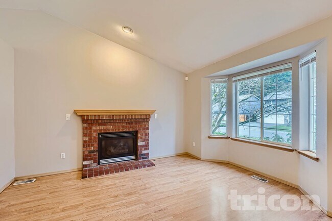 Foto del edificio - 16829 114th Ave Ct E