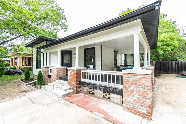 Foto del edificio - 1013 NW 17th St