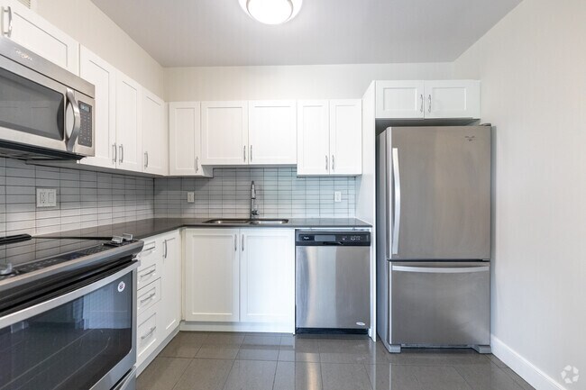 2 chambres, 1 salle de bain - 845 pi2 - Cuisine - Dufferin Crossing