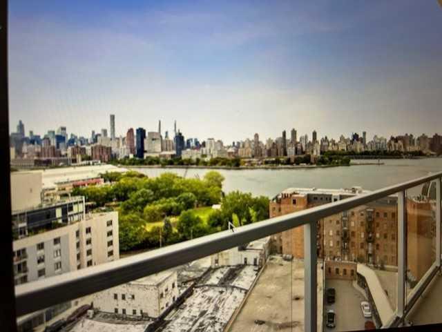 Foto del edificio - 11-24-24 31st Ave