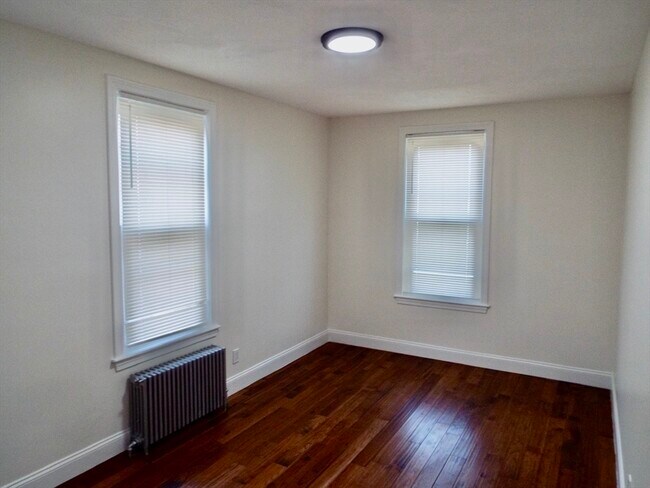Foto del edificio - 92 Rockland St