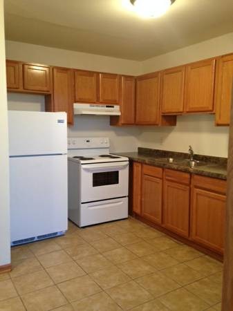 Foto principal - 122 Maine St