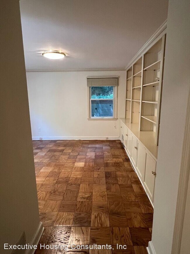 Building Photo - 5 br, 5 bath House - 2266 48th St, NW