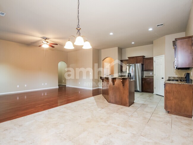 Foto del edificio - 9041 East 138th St S