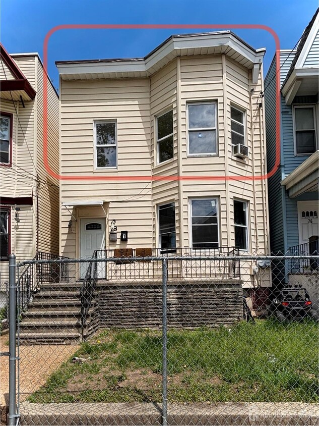 Primary Photo - 78 Warner Ave