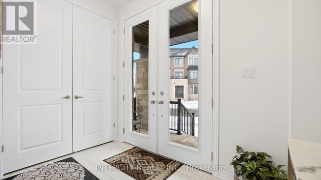 Building Photo - 66 Camino Real Dr