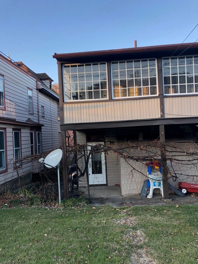 2230 Perkiomen Ave Unit 2, Mount Penn, PA 19606 2230 Perkiomen Ave