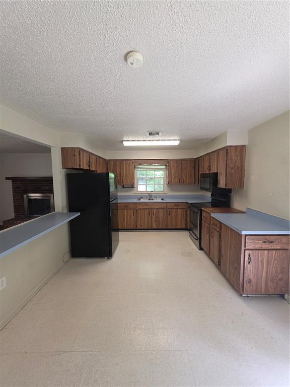 Building Photo - 200 SW 74th Ln