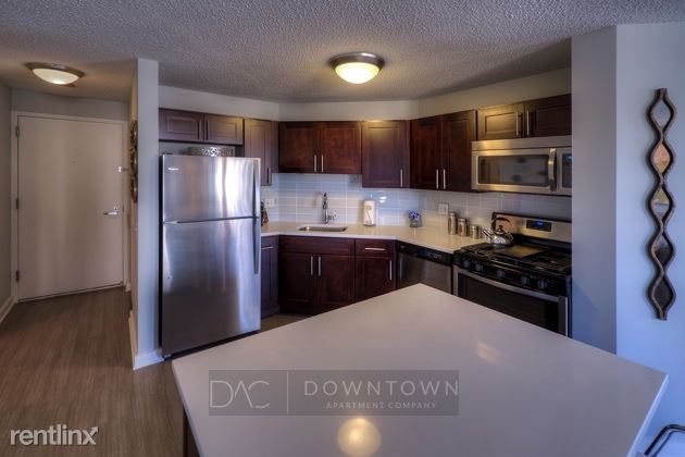 Primary Photo - 1 br, 1 bath Apartment - 405 N State St