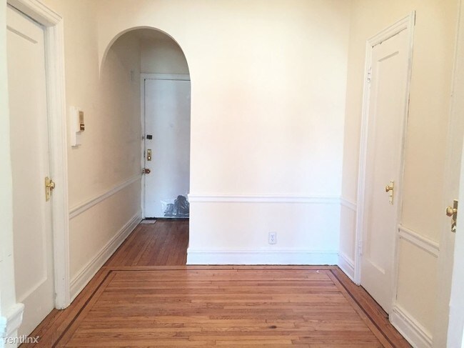 Foto del edificio - 222 E 16th St