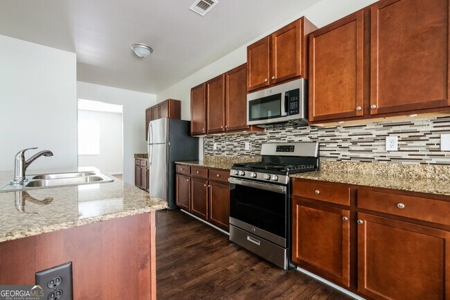 Foto del edificio - 207 Hollyhock Ln