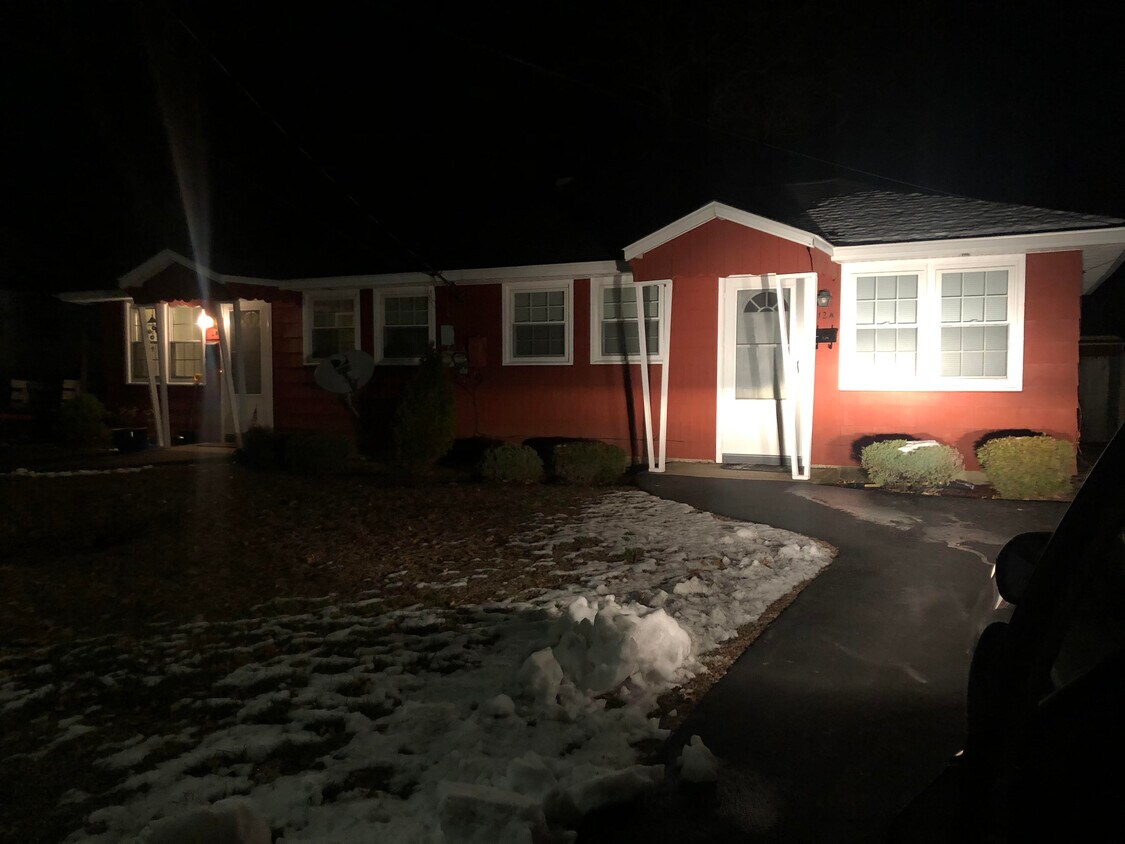 Primary Photo - 12 Melvin Ave