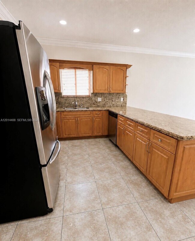 Foto del edificio - 16347 NW 88th Pl