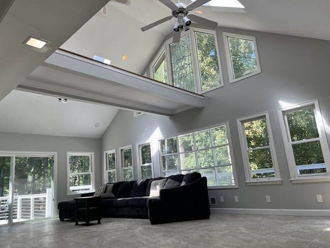 Foto del edificio - 4867 Dean Ln SW