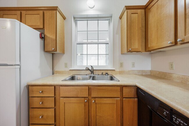 Foto del edificio - Peaceful 2-bedroom 1-bath Cottage with Dec...