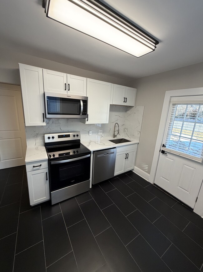 Building Photo - 2544 Williams Ave