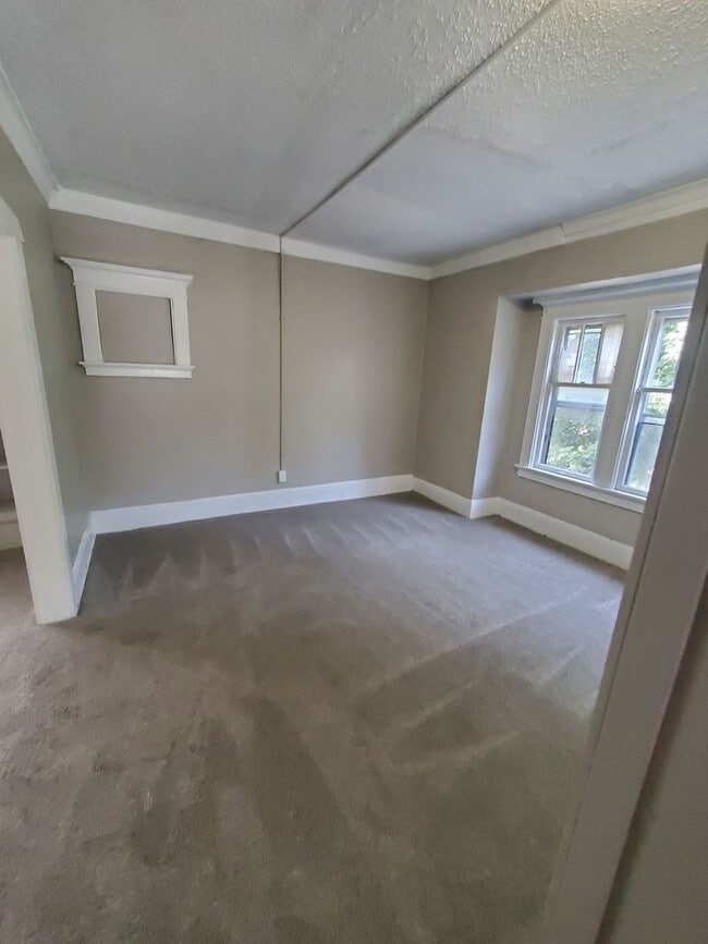 Building Photo - 2338-2340 N 15th St. (4 Unit)