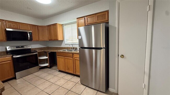 Foto del edificio - 4367 Shadow Crest Pl
