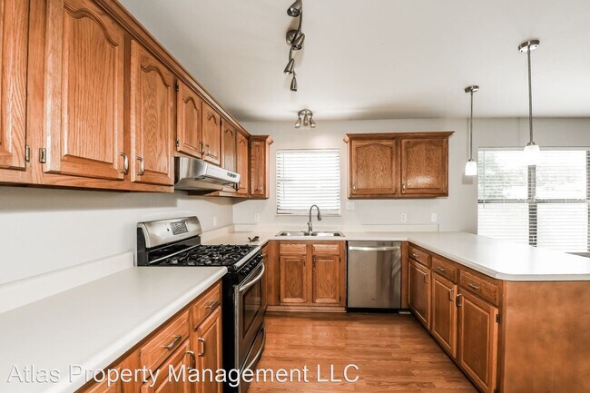 Building Photo - 3 br, 2.5 bath House - 869 Country Glen Drive
