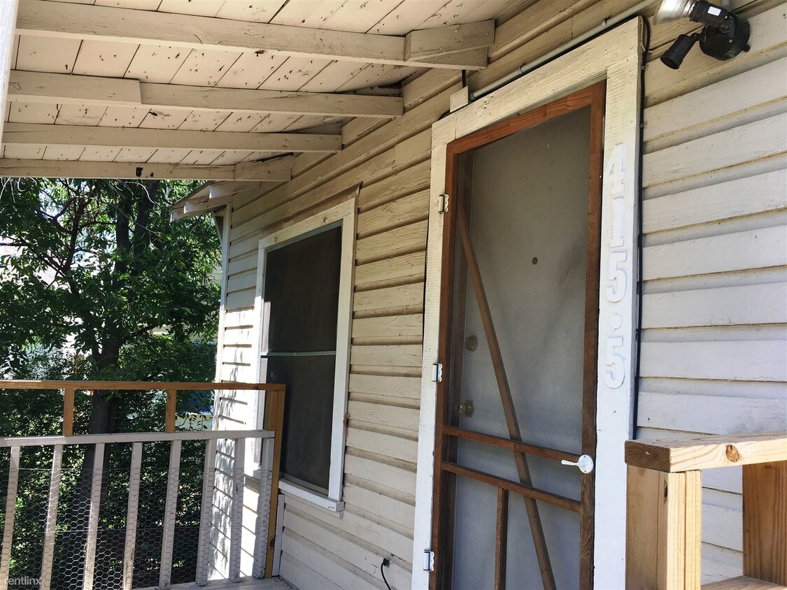 Primary Photo - 1 br, 1 bath Duplex - 415 1/2 Amarillo St