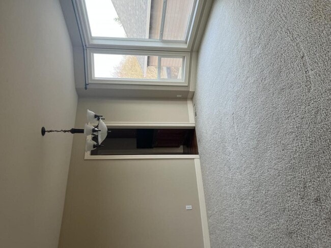 Foto del edificio - 15715 SE Bybee Dr