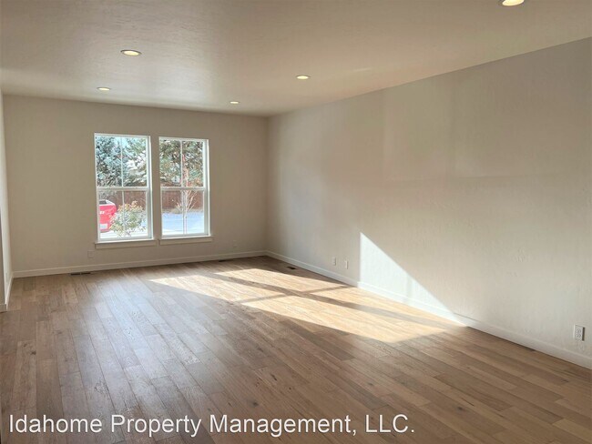 Foto del edificio - 3 br, 2.5 bath House - 11046 W Hydrangea St