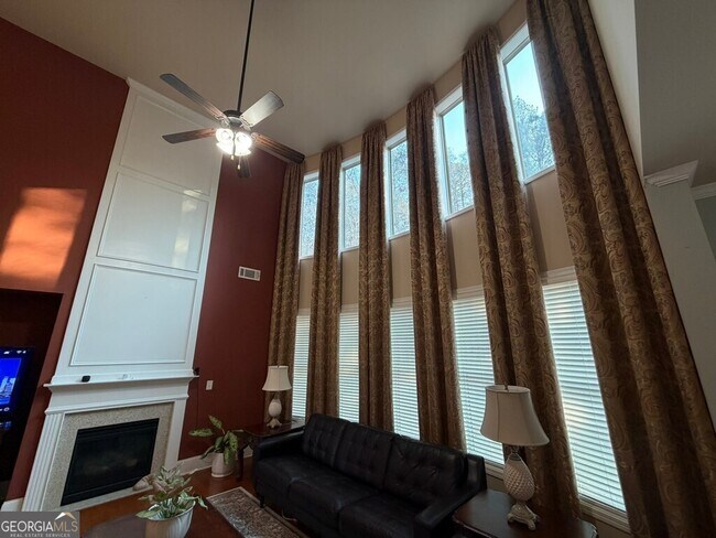 Building Photo - 1684 Lancaster Creek Cir SW