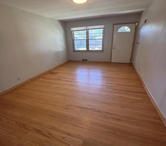 Foto del edificio - 2765 Everett St