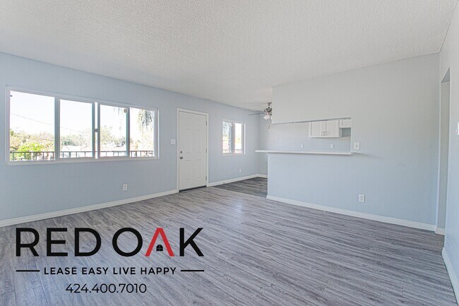 Foto del edificio - 927 Daisy Ave