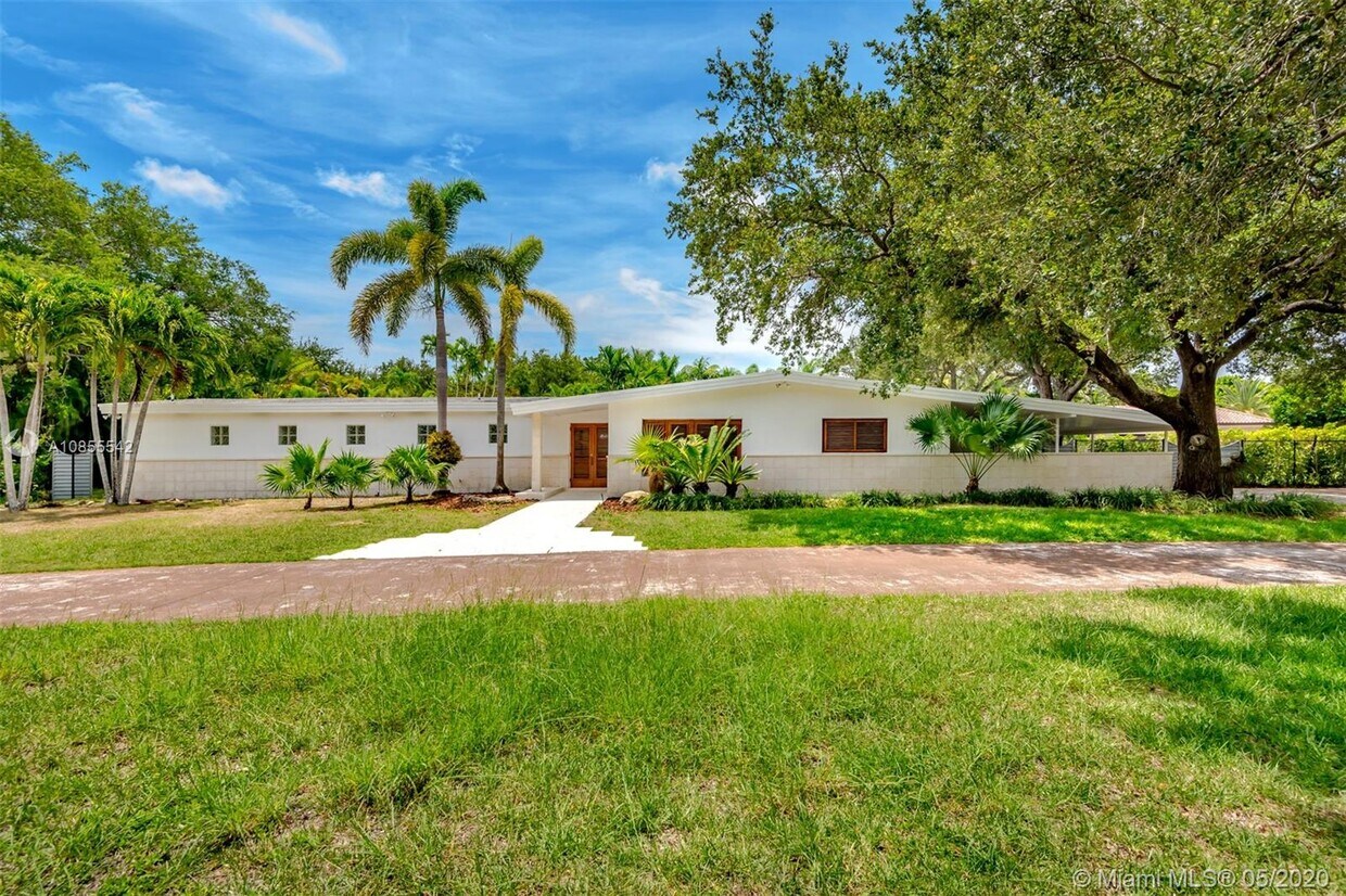 Primary Photo - 6800 SW 115th St