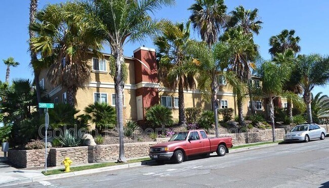 Foto del edificio - 3909 Monroe Ave