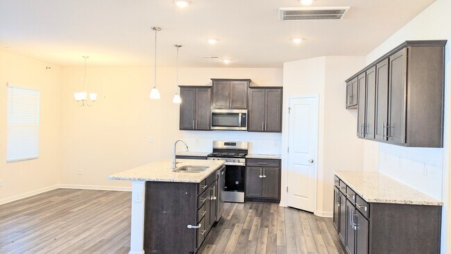 Foto del edificio - 124 Bison Park Dr