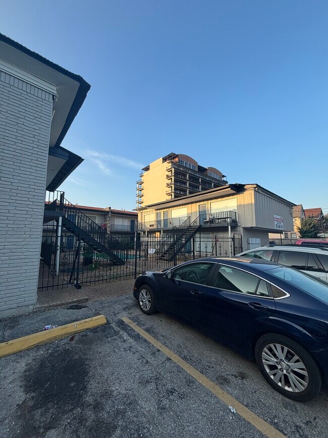 Vista de calle - 414 Marshall St