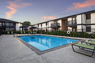 Building Photo - Haven at Briargrove
