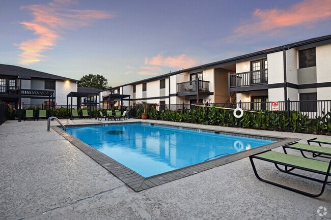 Building Photo - Haven at Briargrove