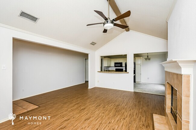 Building Photo - 716 Stonedale Dr