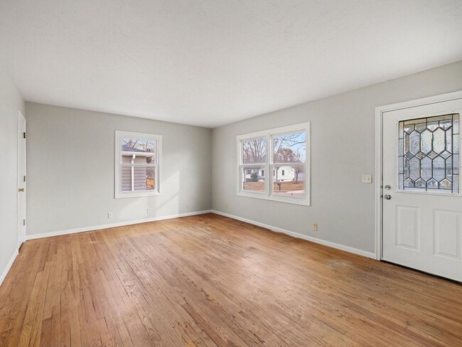 Building Photo - Bellevue 3 bedroom house for rent