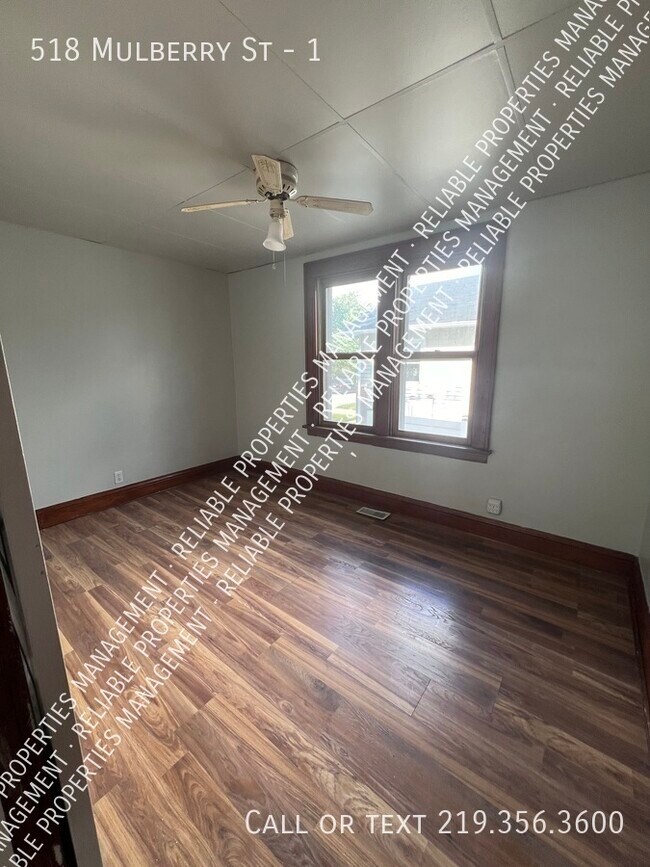 Foto del edificio - 518 Mulberry St