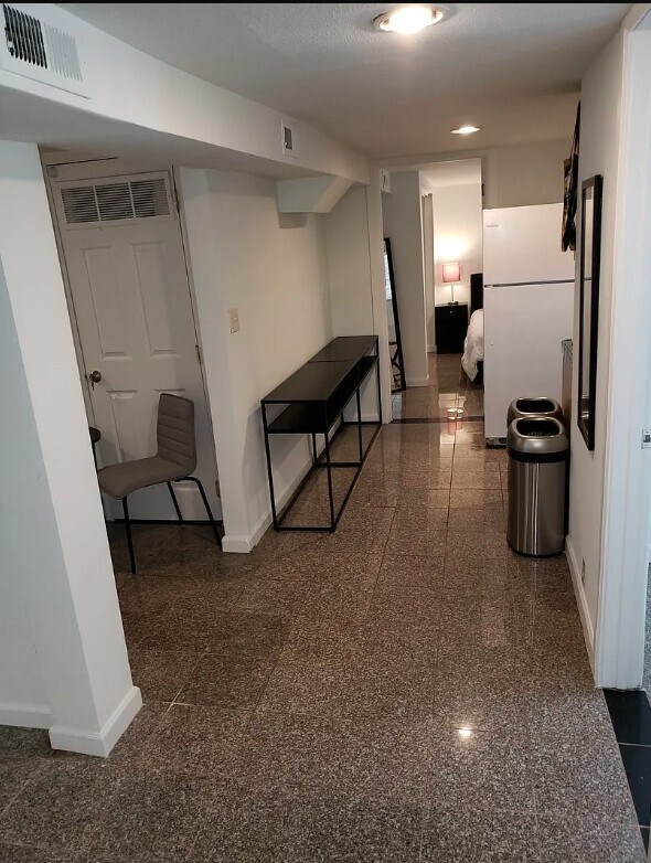 Foto del edificio - 4725 5th Ave NE