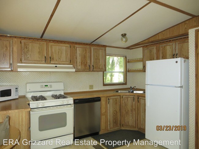 Building Photo - 2 br, 2 bath House - 35408 Lake Josephine Dr.