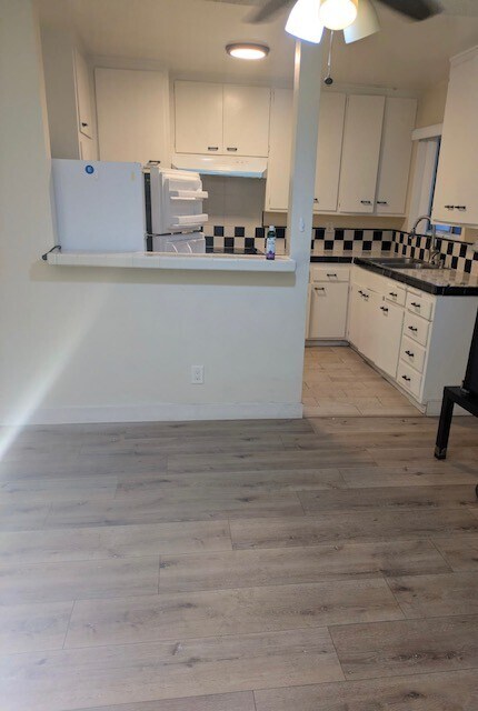 Foto del edificio - 11725 Gilmore St