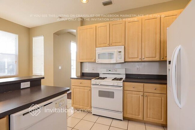 Foto del edificio - 18139 Heron Walk Dr