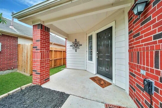 Foto del edificio - 1427 Hade Falls Ln