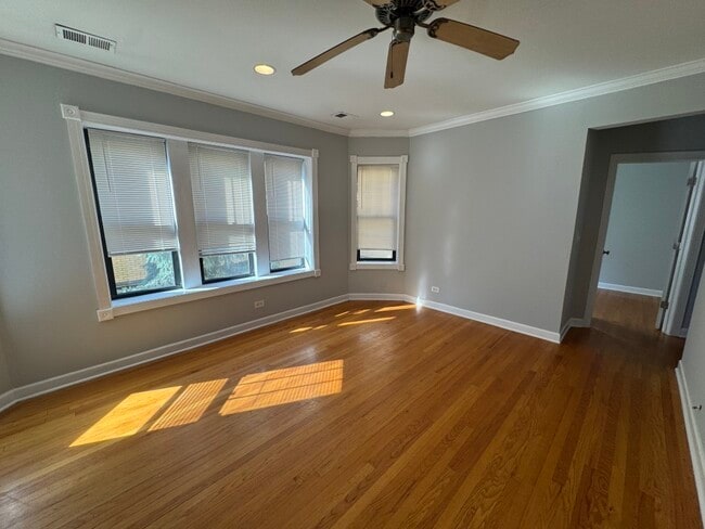 Foto del edificio - 6442 N Leavitt St
