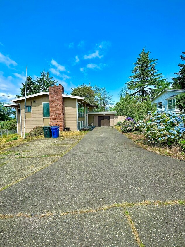Foto principal - 1630 S 257th St