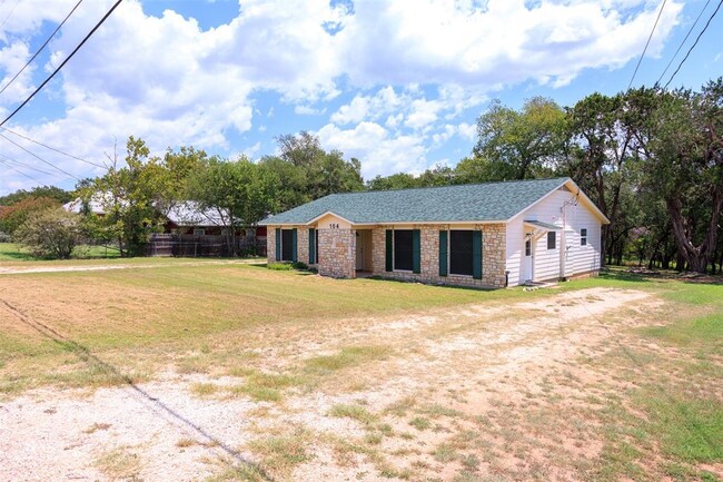 Building Photo - 104 Cedar Hollow
